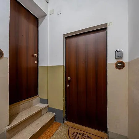 Super - Antique Flat דירה בולוניה