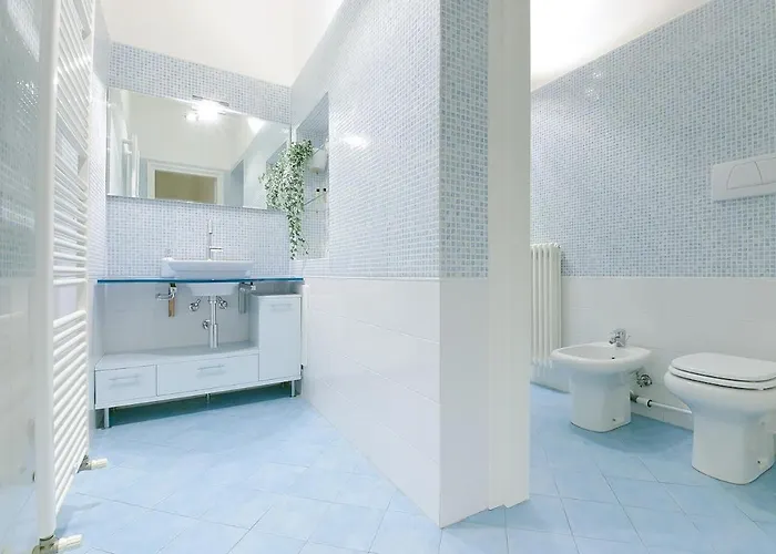 Super - Antique Flat Apartment